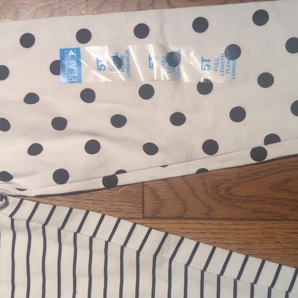 Children's Place Size 5T Black and White Stripes and Polka Dots LeggingPants NWT - Picture 3 of 6
